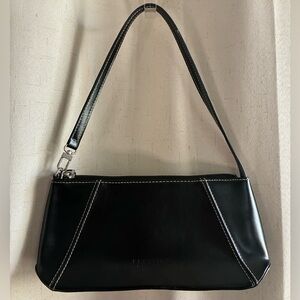 Kenneth Cole Reaction Black Leather Baguette Shoulder Bag Y2K Minimalist